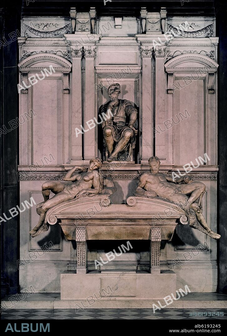 MIGUEL ANGEL. SEPULCRO CON ESTATUA SEDENTE DE LORENZO MEDICI "EL MAGNIFICO", DUQUE URBINO EN LA SACRISTIA.