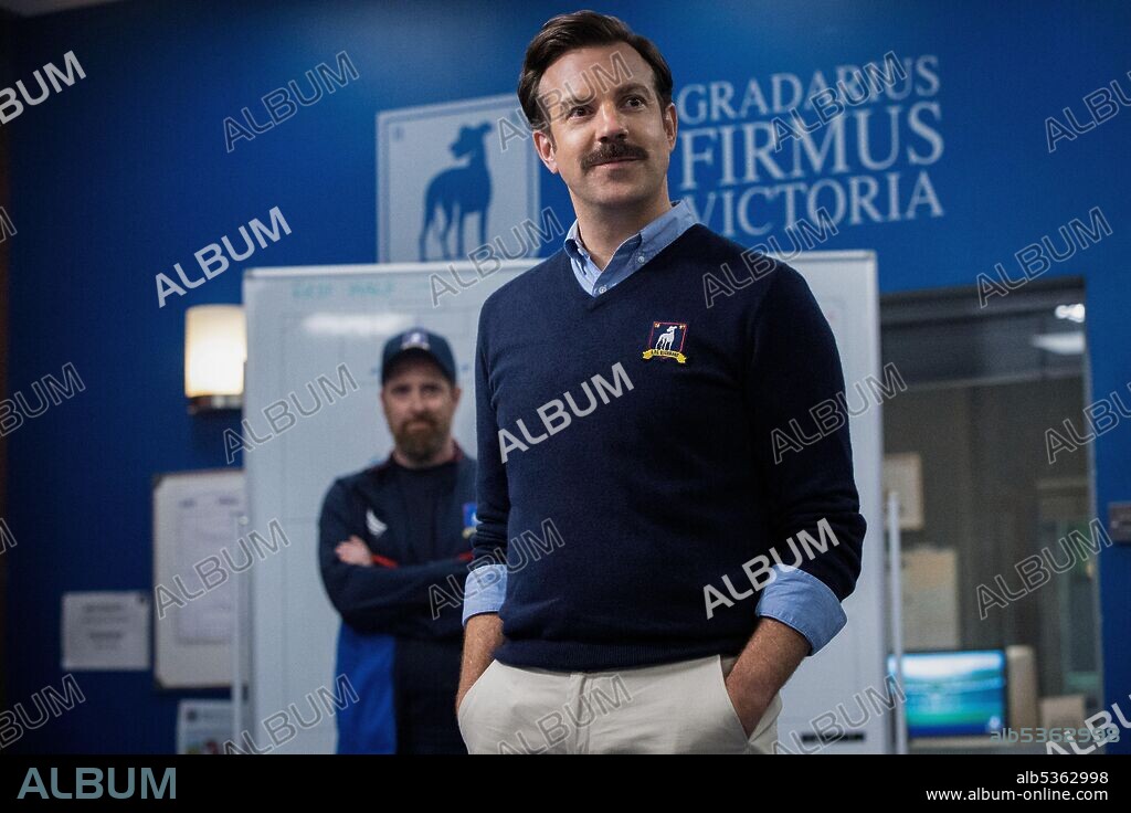 JASON SUDEIKIS in TED LASSO, 2020, directed by ZACH BRAFF. Copyright UNIVERSAL TELEVISION.