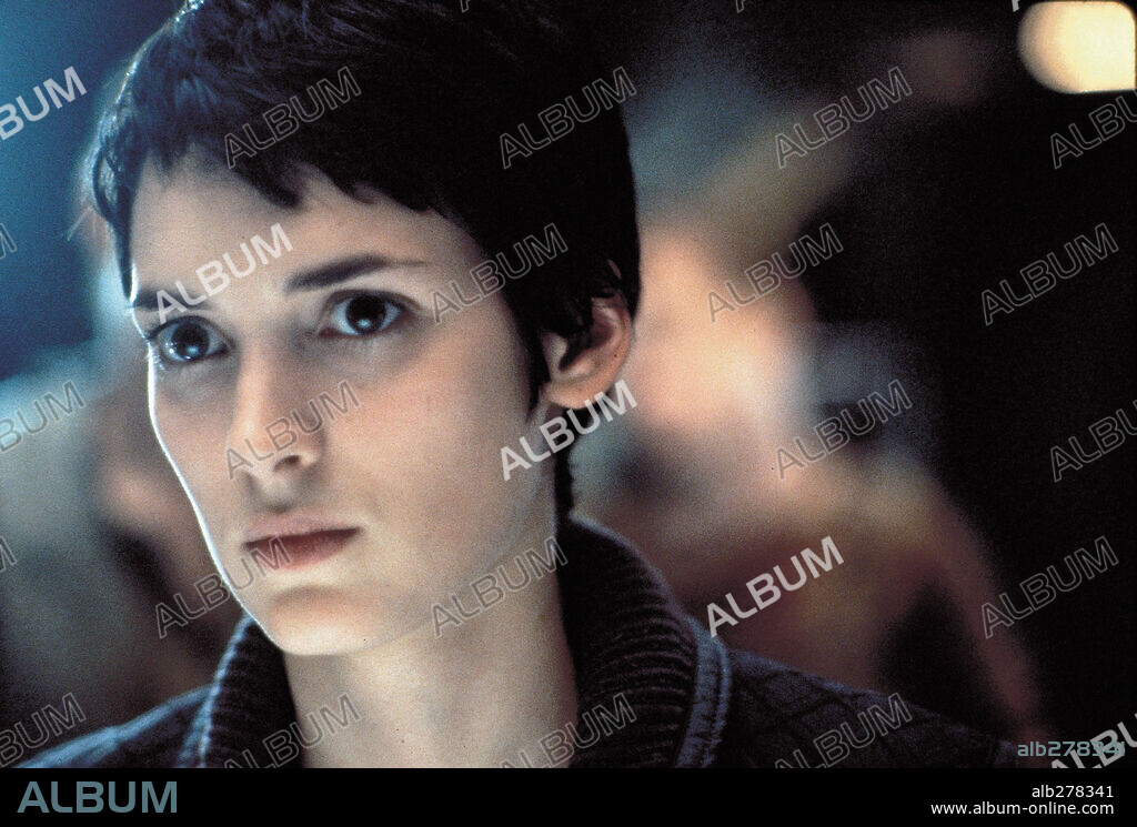 WINONA RYDER dans ALIEN: RESURRECTION, 1997, réalisé par JEAN-PIERRE JEUNET. Copyright 20TH CENTURY FOX / TENNER, SUZANNE.
