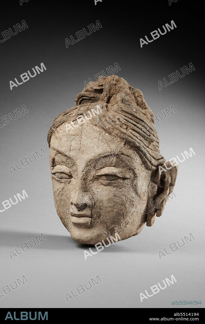 CENTRAL ASIAN ART. Head of a female. From Ajina Tepe.