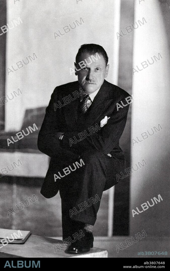 William Somerset Maugham (January 25, 1874 - December 16, 1965) was a British playwright, novelist and short story writer. One of the most prolific and popular English authors of the 20th century. After losing both his parents by the age of 10, he was raised by a paternal uncle. Not wanting to become a lawyer like other men in his family, he trained and qualified as a doctor. The first run of his first novel, Liza of Lambeth (1897), sold out so rapidly that he gave up medicine to write full-time. By 1914, Maugham was famous, with 10 plays produced and 10 novels published. Too old to enlist when the First World War broke out, he served in France with the Red Cross and in the ambulance corps, before being recruited in 1916 into the British Secret Intelligence Service, for which he worked in Switzerland and Russia before the Bolshevik Revolution of 1917. He spent most of the Second World War in the United States, first in Hollywood and later in the South. After his companion Gerald Haxton died in 1944, Maugham moved back to England. In 1946 he returned to his villa in France, where he lived, interrupted by frequent and long travels, until his death in 1965 at the age of 91. His most celebrated books include; Of Human Bondage (1915), The Painted Veil (1925), Up at the Villa (1941), and The Razor's Edge (1944). Undated, unknown photographer.