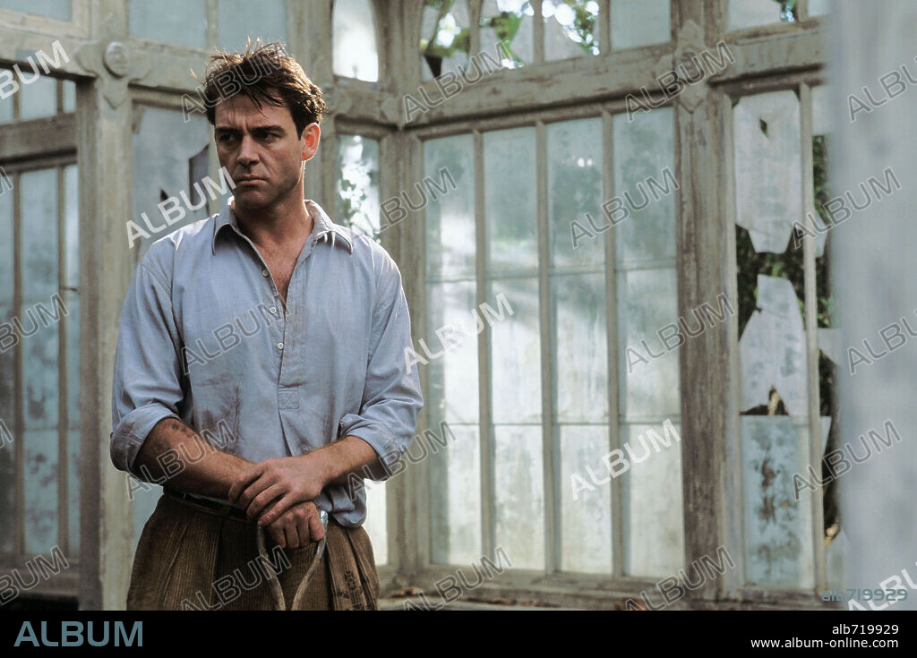 MARTON CSOKAS in ASYLUM, 2005, directed by DAVID MACKENZIE. Copyright PARAMOUNT CLASSICS / HOGAN, PAUL.