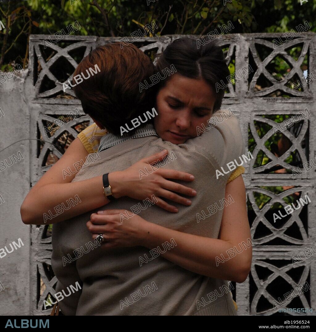 NATALIA OREIRO en INFANCIA CLANDESTINA, 2011, dirigida por BENJAMIN AVILA. Copyright Historias Cinematograficas Cinemania
Habitacion 1520 Produc.