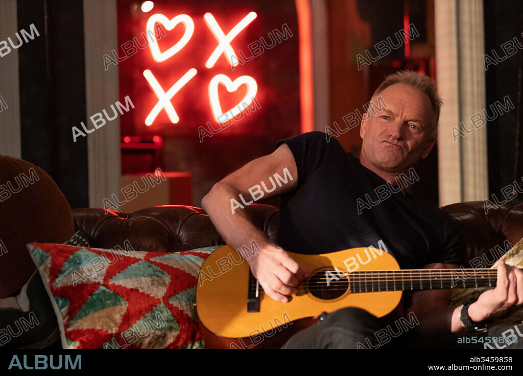 sting en SOLO ASESINATOS EN EL EDIFICIO, 2021 (ONLY MURDERS IN THE BUILDING), dirigida por CHERIEN DABIS, DON SCARDINO y JAMIE BABBIT. Copyright 20TH CENTURY FOX TELEVISION.