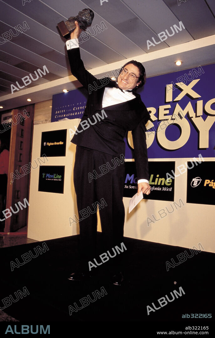 CARMELO GOMEZ en MISC: PREMIOS GOYA, 1994. Copyright FERNÁNDEZ, PIPO. 9º Edición de los Premios Goya (1995). Carmelo Gómez premiado como mejor actor por "Días contados".