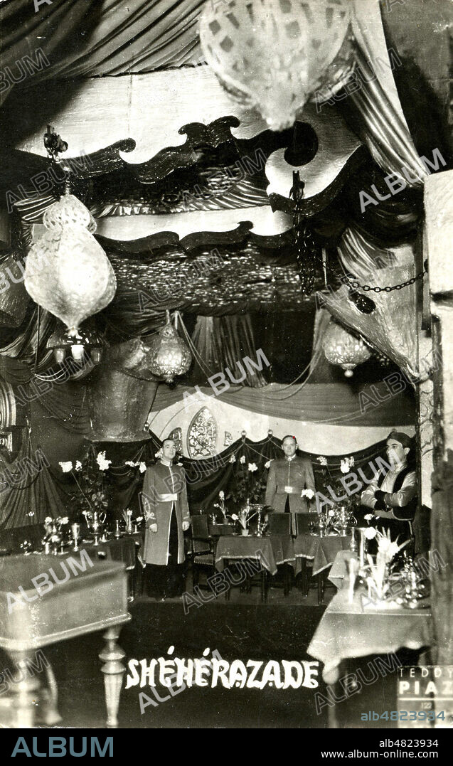 'Sheherazade', cabaret tzigane artistique 3 rue de Liege a Paris. Carte postale vers 1930. Credit : IM/KHARBINE-TAPABOR.