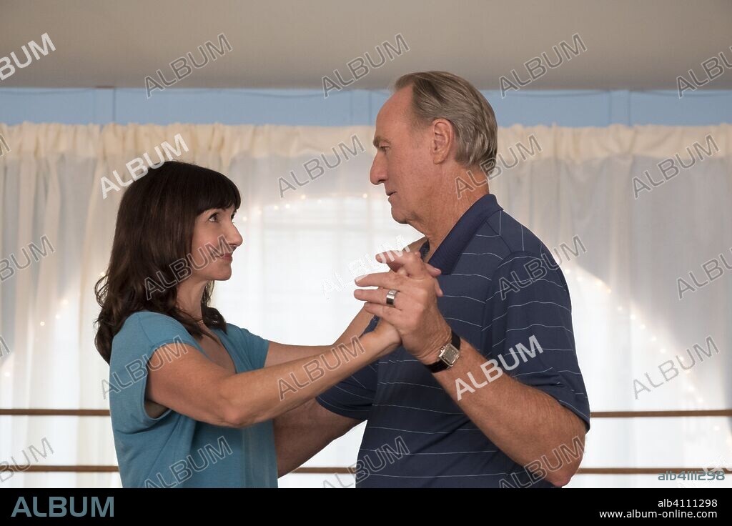 CRAIG T. NELSON and MARY STEENBURGEN in BOOK CLUB, 2018, directed by BILL HOLDERMAN. Copyright June Pictures.
