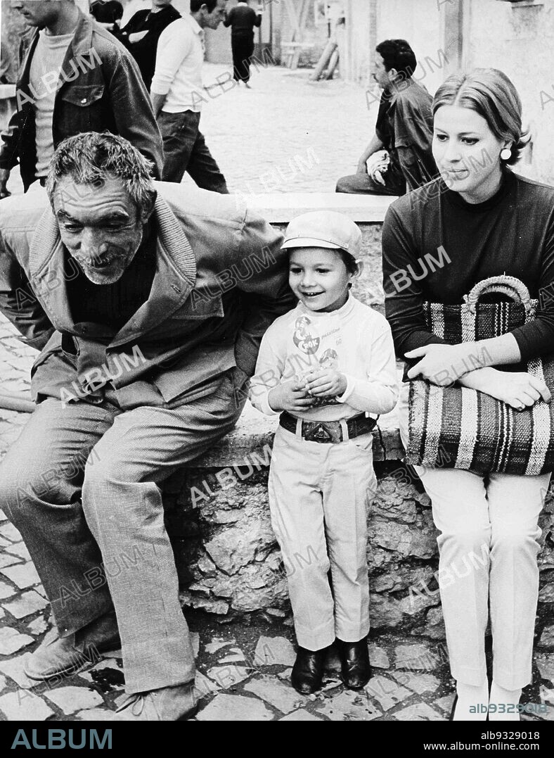 Anthony Quinn With Son Lorenzo And Wife Jolanda Addolori, 70s.