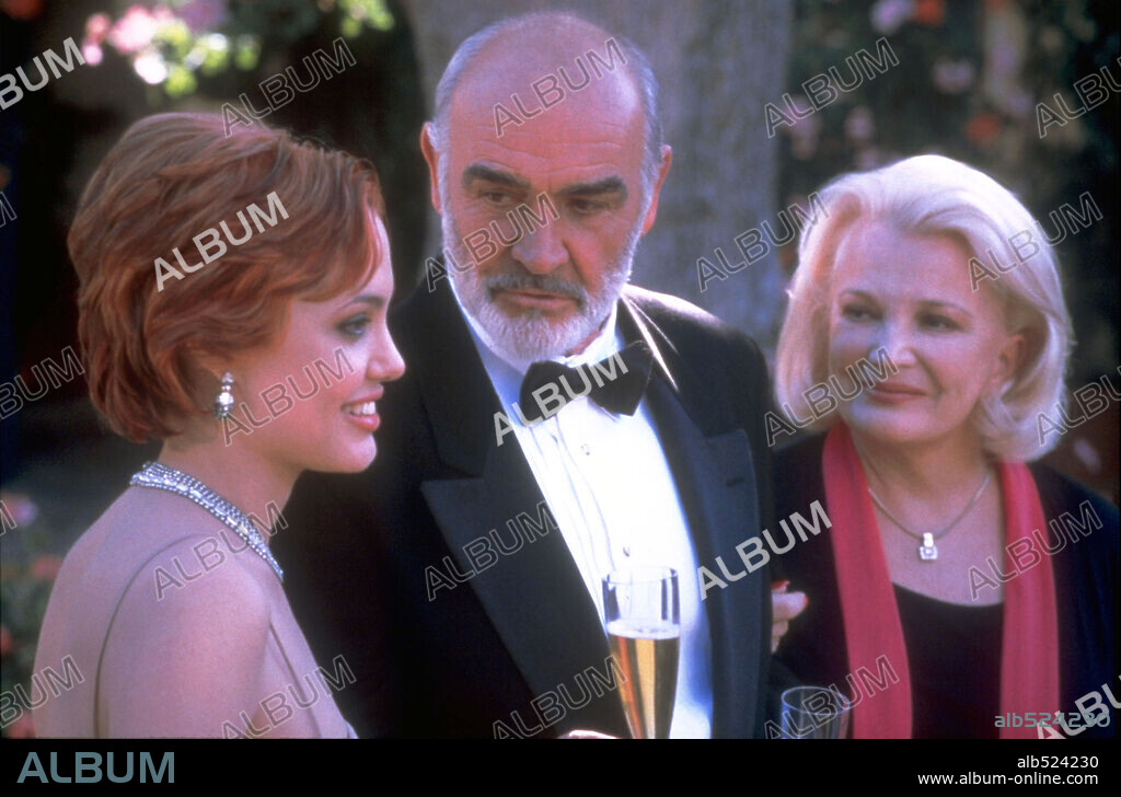 ANGELINA JOLIE, GENA ROWLANDS and SEAN CONNERY in PLAYING BY HEART, 1998, directed by WILLIAM CARROLL. Copyright MIRAMAX.