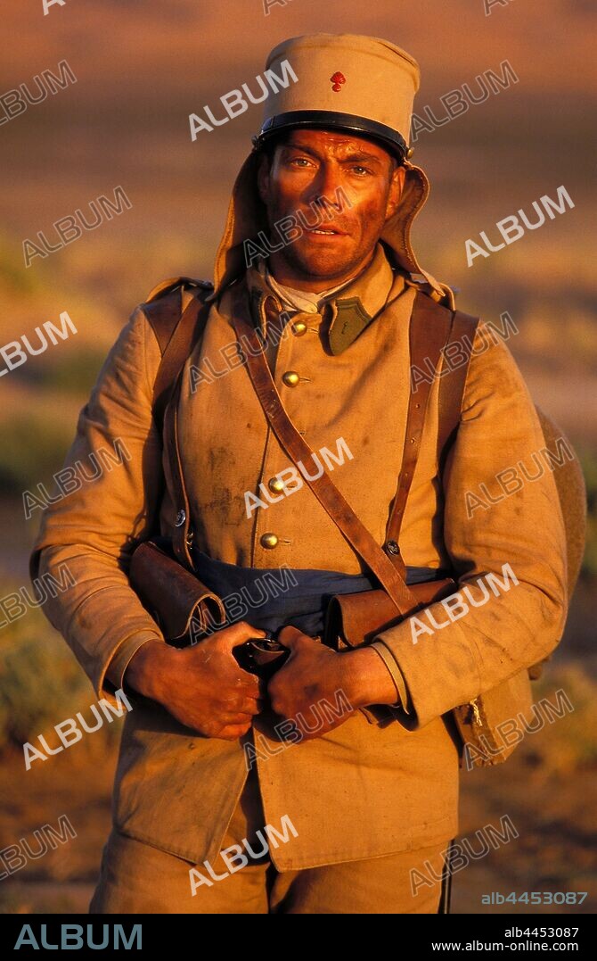 JEAN-CLAUDE VAN DAMME in DER LEGIONÄR, 1998 (LEGIONNAIRE), unter der Regie von PETER MACDONALD. Copyright QUADRA ENTERTAIMENT.