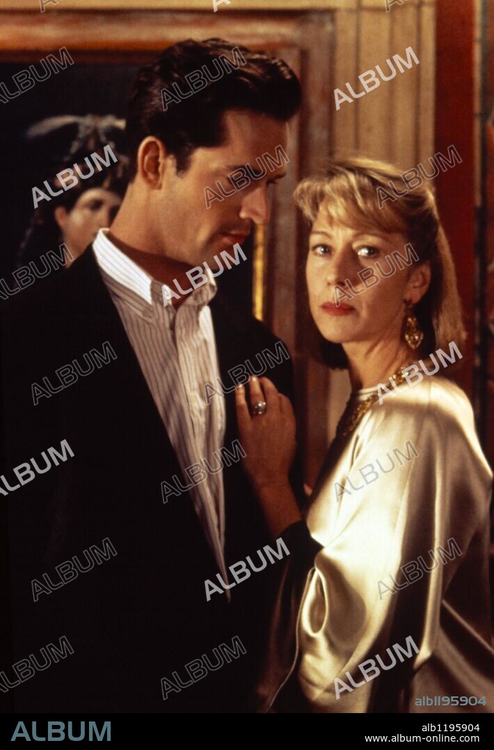 HELEN MIRREN y RUPERT EVERETT en EL PLACER DE LOS EXTRAÑOS, 1990 (THE COMFORT OF STRANGERS), dirigida por PAUL SCHRADER. Copyright SOVEREIGN PICTURES.