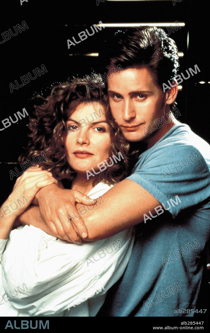 EMILIO ESTEVEZ and RENE RUSSO in FREEJACK, 1992, directed by GEOFF MURPHY. Copyright WARNER BROS/MORGAN CREEK.