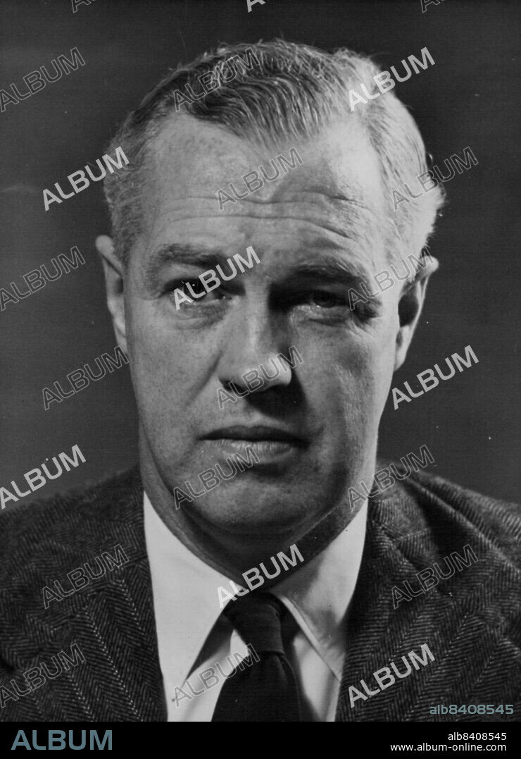 Cambridge Personalities: Professor Alexander Robertus Todd, F.R.S., M.A. -Professor of Organic Chemistry, Cambridge University; Fellow of Christ's College, Cambridge. Member of Advisory Council on Scientific Policy. October 13, 1952. (Photo by A. Barrington-Brown, Camera Press).