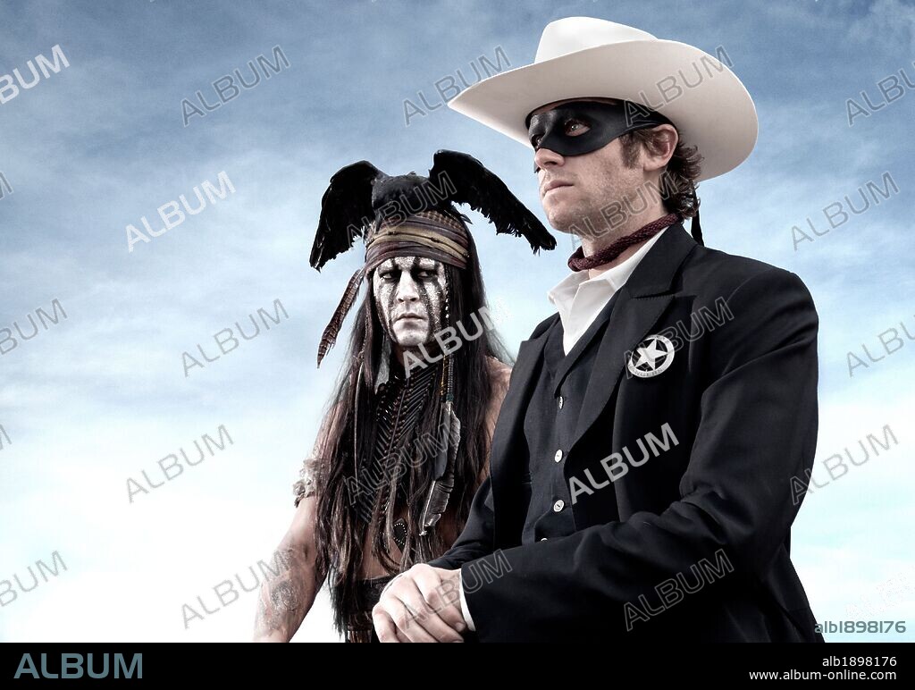 ARMIE HAMMER y JOHNNY DEPP en EL LLANERO SOLITARIO, 2013 (THE LONE RANGER), dirigida por GORE VERBINSKI. Copyright JERRY BRUCKHEIMER FILMS.