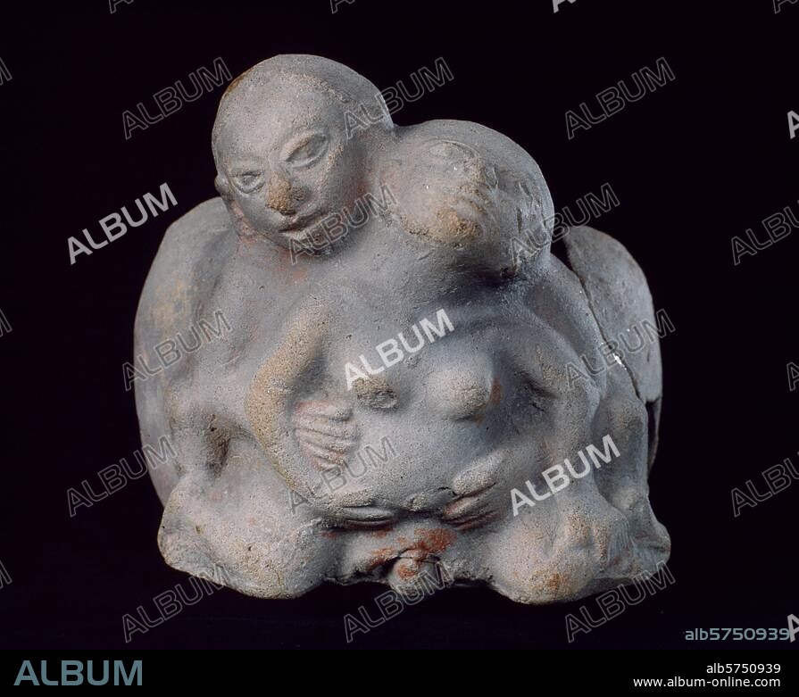 Ecuadorian, La Tolita culture, c. 300 BC - 800 AD. - Childbirth. (In some rural areas of the region it is still common today for mothers to give birth whilst in a kneeling position). Fragment of a jug. Ceramic, 12.8 × 14 × 10.4cm. Inv. 20-22-71. Quito, Museos Arq. del Banco Central.