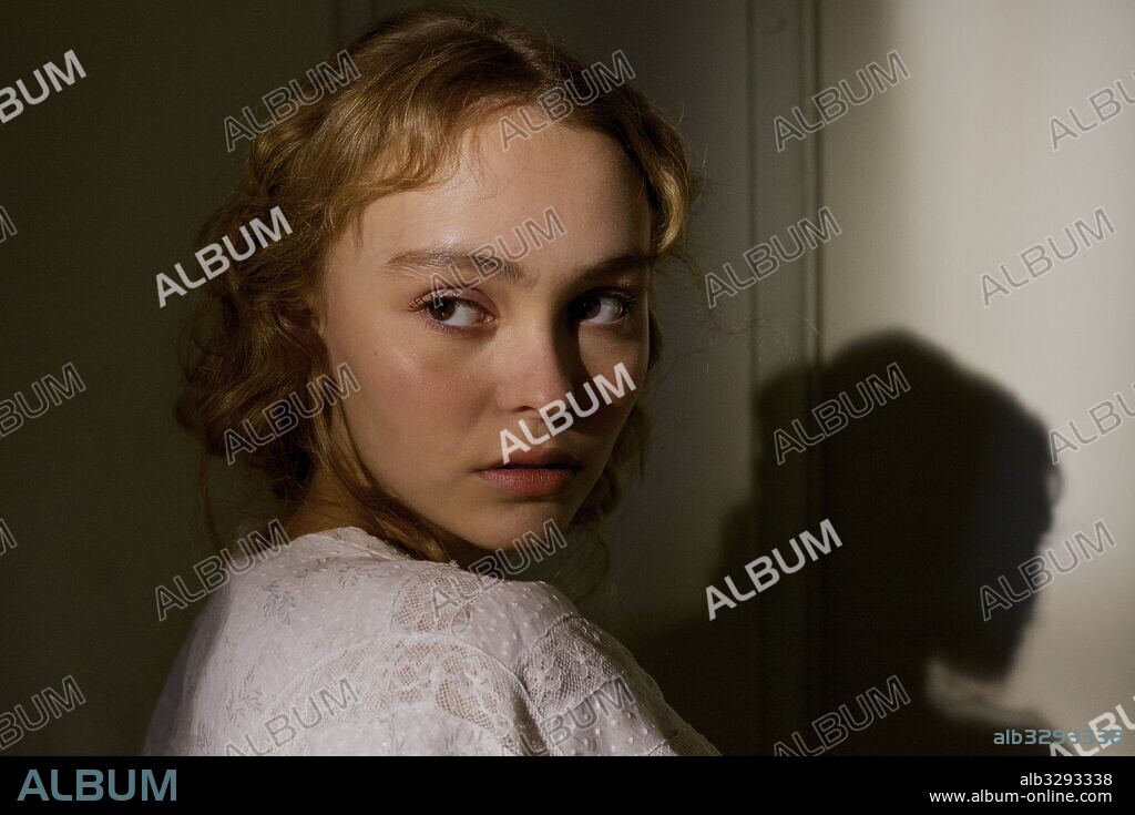 LILY-ROSE DEPP en LA BAILARINA, 2016 (LA DANSEUSE), dirigida por STÉPHANIE DI GIUSTO. Copyright LES PRODUCTIONS DU TRESOR/WILD BUNCH/ORANGE STUDIO/RTBF.