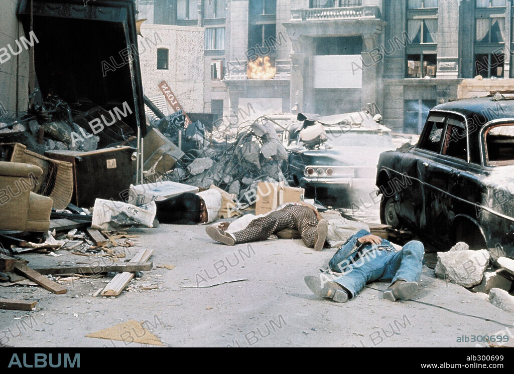 TERREMOTO, 1974 (EARTHQUAKE), dirigida por MARK ROBSON. Copyright UNIVERSAL PICTURES.
