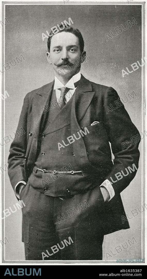 Bruce Ismay. Passengers on RMS Titanic. Photograph of Bruce Ismay, Chairman of the International Mercantile Marine, who was saved from the Titanic. Titanic was built by Harland & Wolff in Belfast Ireland during 1910 - 1911 and later sank on April 15th, 1912 off the coast of New Foundland after striking an iceberg during her maiden voyage from Southampton, England to New York, USA, with the loss of 1,522 passengers and crew. (Photo by Titanic Images/Universal Images Group).