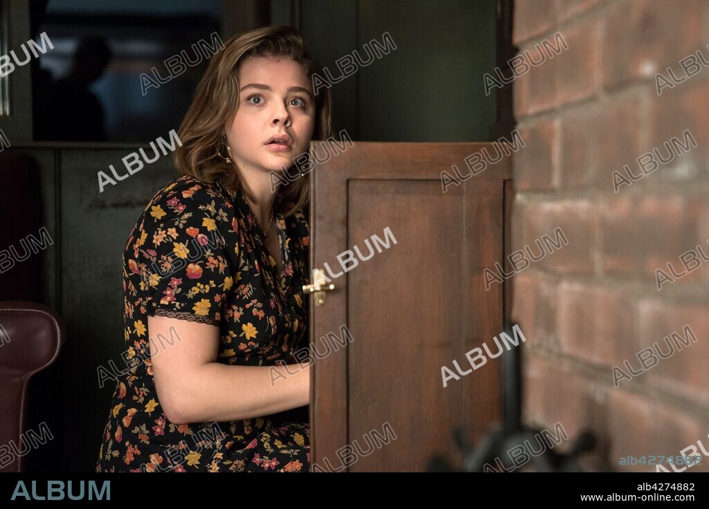 CHLOE GRACE MORETZ en LA VIUDA, 2018 (GRETA), dirigida por NEIL JORDAN. Copyright SIDNEY KIMMEL ENTERTAINMENT.