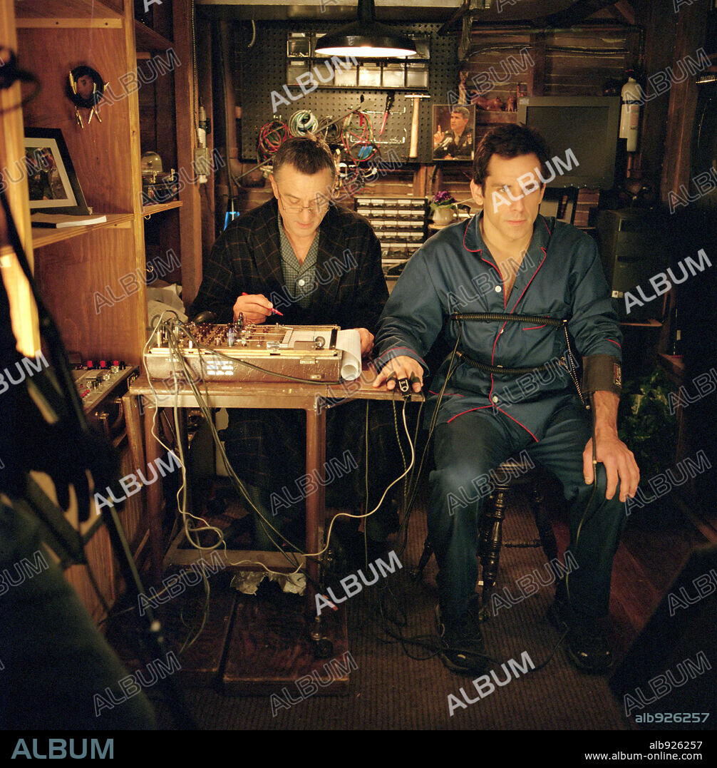 BEN STILLER en LOS PADRES DE ELLA, 2000 (MEET THE PARENTS), dirigida por JAY ROACH. Copyright UNIVERSAL.