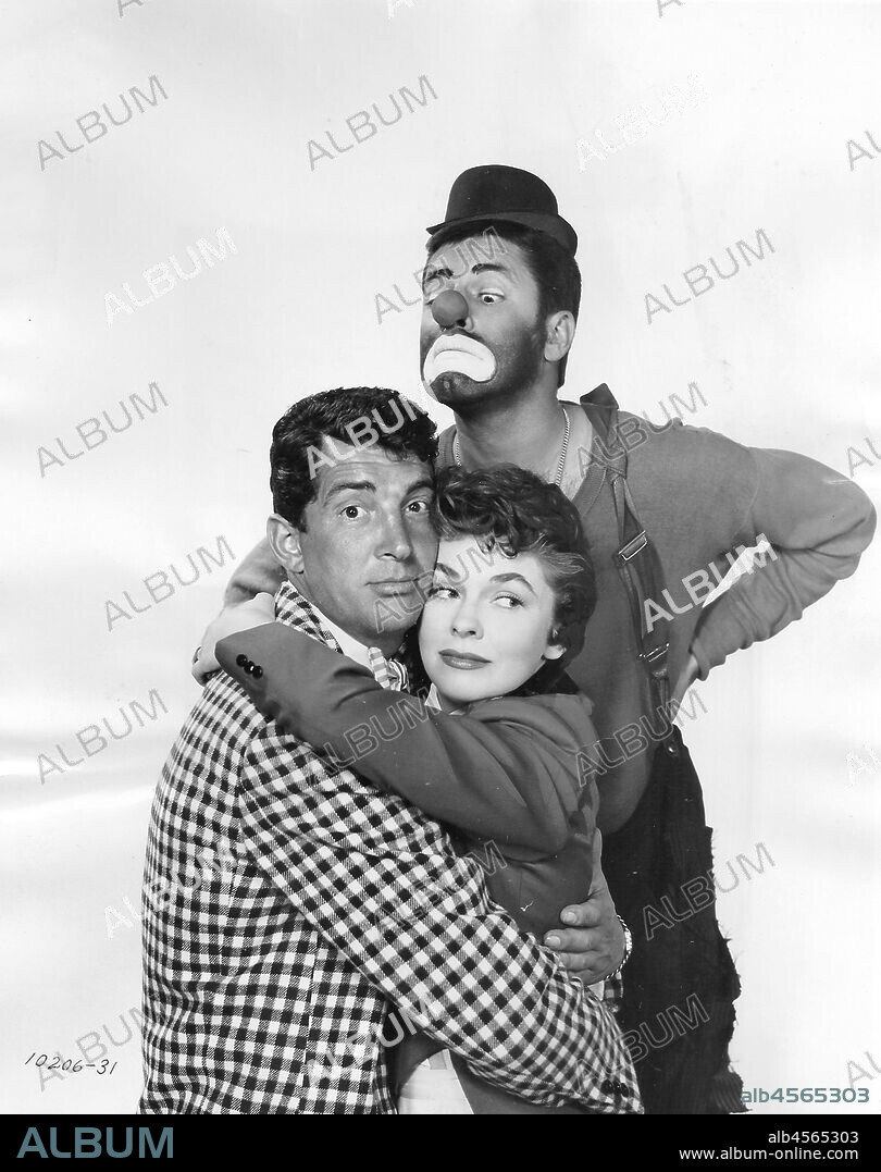 DEAN MARTIN, JERRY LEWIS and JOANNE DRU in 3 RING CIRCUS, 1954, directed by JOSEPH PEVNEY. Copyright PARAMOUNT PICTURES.