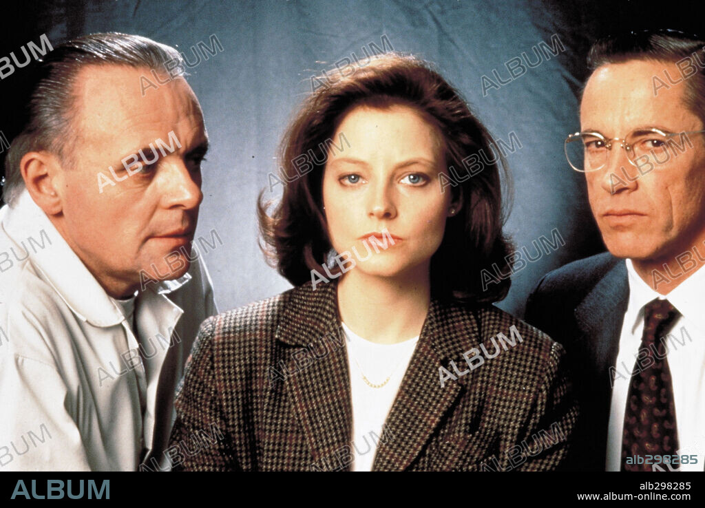 ANTHONY HOPKINS, JODIE FOSTER and SCOTT GLENN in THE SILENCE OF THE LAMBS, 1991, directed by JONATHAN DEMME. Copyright ORION PICTURES.
