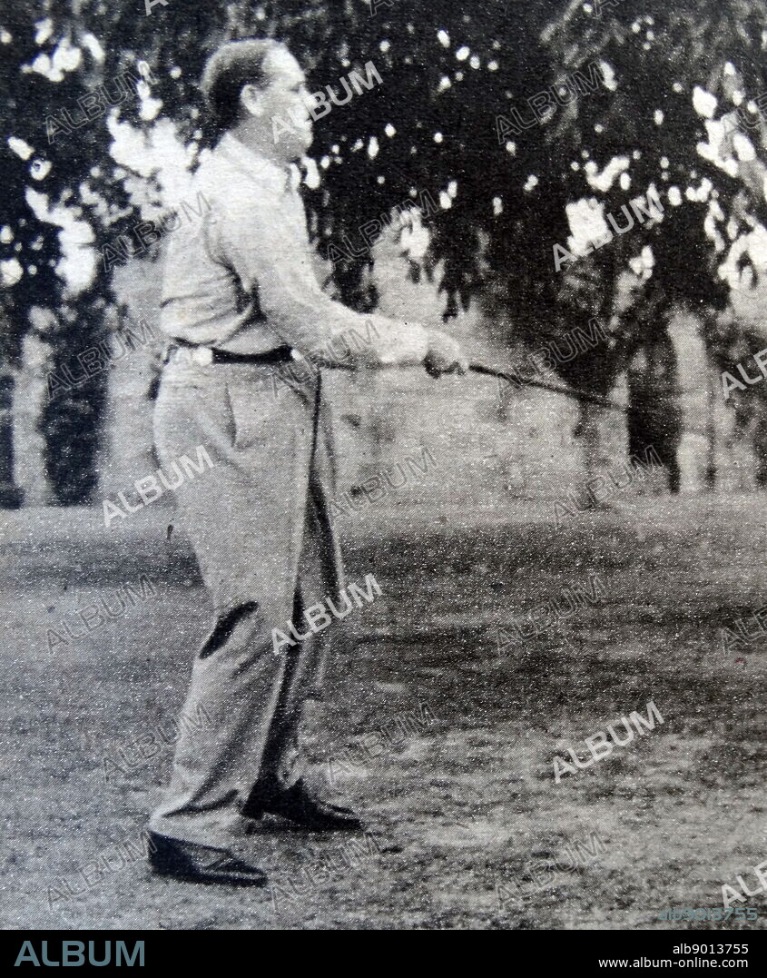 Viceroy of India, Lord Linlithgow playing golf in India. Victor Alexander John Hope, 2nd Marquess of Linlithgow, KG, KT, GCSI, GCIE, OBE, TD, PC, FRSE (24 September 1887 - 5 January 1952) was a British Unionist politician, agriculturalist, and colonial administrator. He served as Governor-General and Viceroy of India from 1936 to 1943. He was usually referred to simply as Linlithgow.