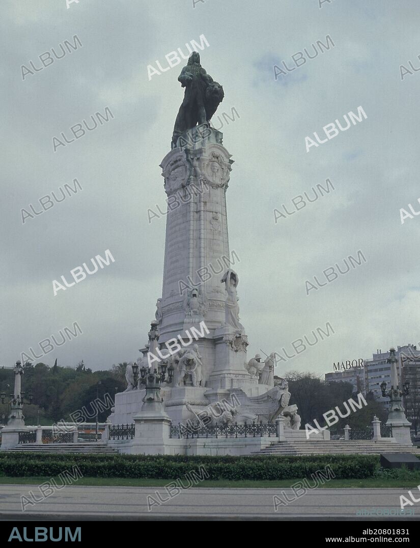 MONUMENTO AL MARQUES DE POMBAL INAUGURADO EN 1934.