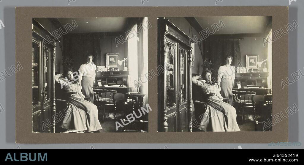 Cornelia Margaretha Scheltema Beduin and Ina Bakker in Cornelia's room in the house at the Singel 256, Amsterdam, the Netherlands, The Netherlands, Singel (Amsterdam), Adrianus Scheltema-Beduin, c. 1900, paper, photographic paper, cardboard, h 76 mm w 76 mm w 75 mm.