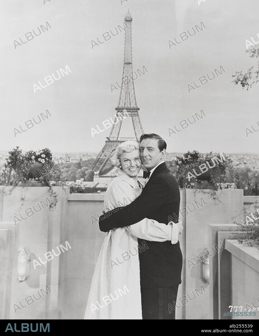 DORIS DAY and RAY BOLGER in APRIL IN PARIS, 1952, directed by DAVID BUTLER. Copyright WARNER BROTHERS.