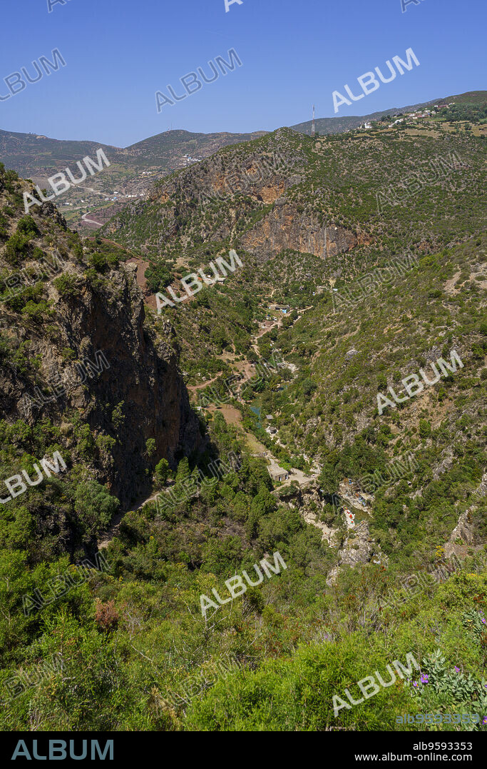 God's Bridge, Akchour, Talassemtane Nature Park, Rif region, morocco, africa.
