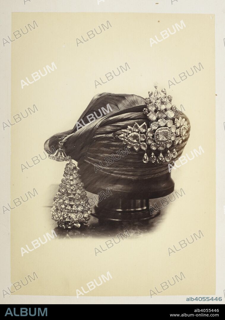 UNKNOWN. Puggree and jewellery belonging to the Gaekwar of Baroda. Archaeological Survey of India Collections: India Office Series (Volume 60). c. 1880. Photograph. Source: Photo 1000/60(5480).
