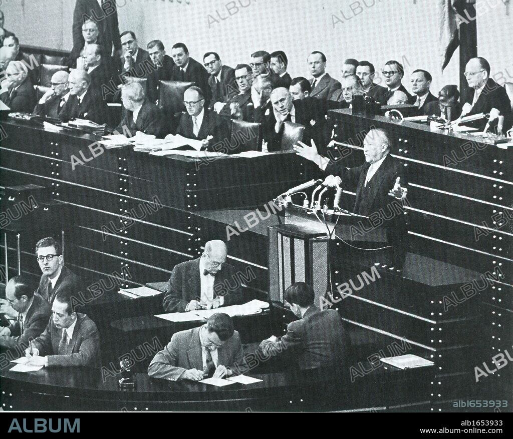 Session of the German Parliament in 1955, addressed by Konrad Adenauer (1876 - 1967). German statesman. first Chancellor of West Germany from 1949 - 1963 and chairman of the Christian Democratic Union from 1950 to 1966.