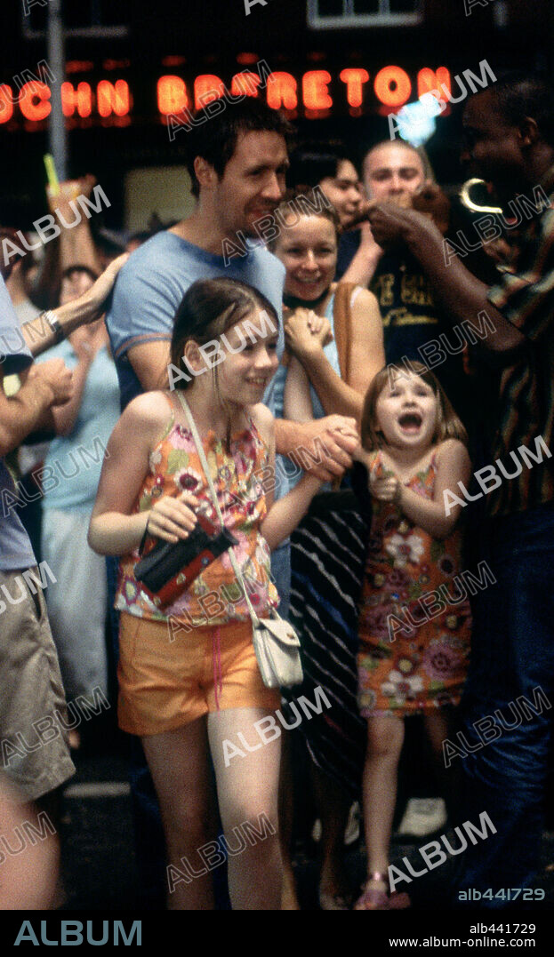 EMMA BOLGER, PADDY CONSIDINE, SAMANTHA MORTON und SARAH BOLGER in IN AMERICA, 2002, unter der Regie von JIM SHERIDAN. Copyright 20TH CENTURY FOX / WALSH, BERNARD.