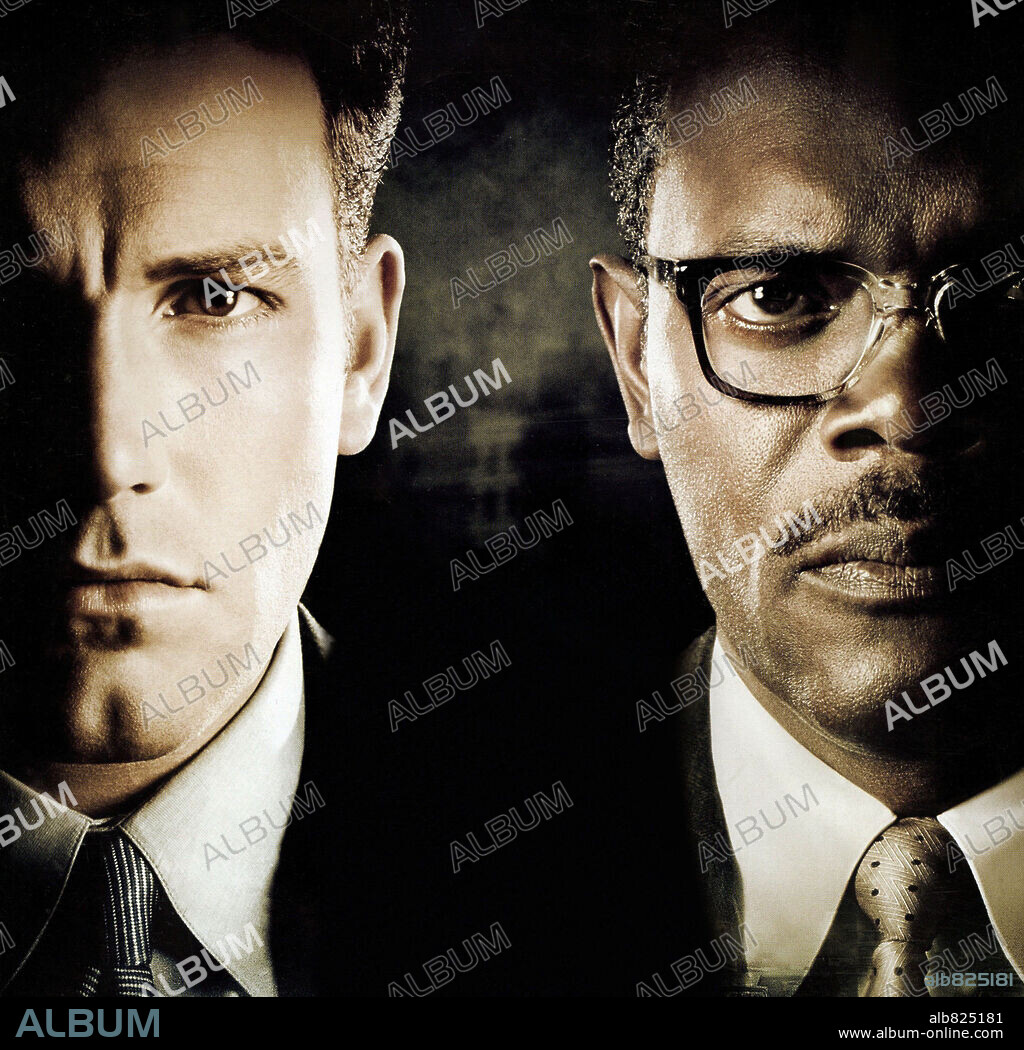 BEN AFFLECK and SAMUEL L. JACKSON in CHANGING LANES, 2002, directed by ROGER MICHELL. Copyright PARAMOUNT PICTURES.