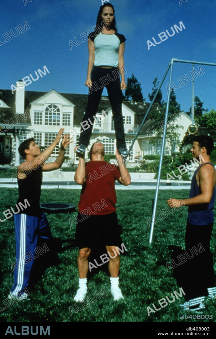 ELIZA DUSHKU in BRING IT ON, 2000, directed by PEYTON REED. Copyright BEACON COMMUNICATIONS LLC.