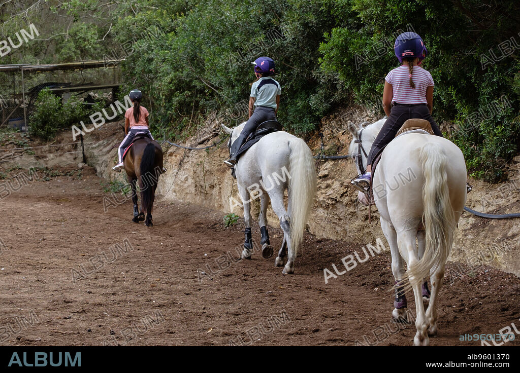 rutas a caballo, Can Mayans, Santa Gertrudis de Fruitera, Ibiza, balearic islands, Spain.