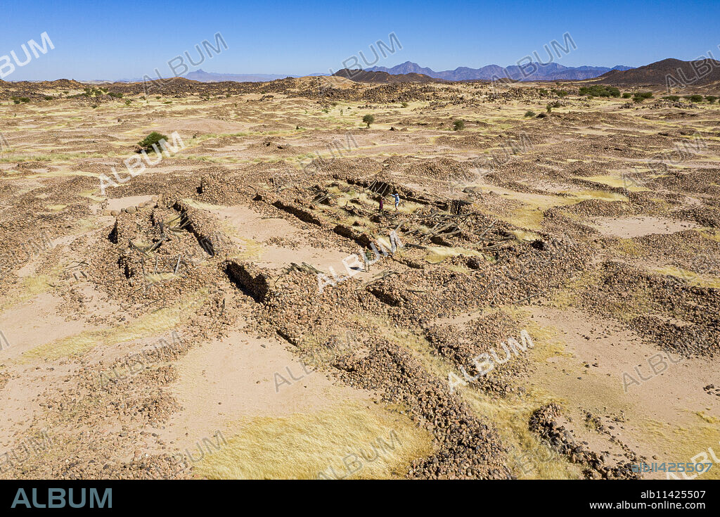 Aerial of the former Tuareg capital of Agadez, Air Mountains, Niger, Africa.