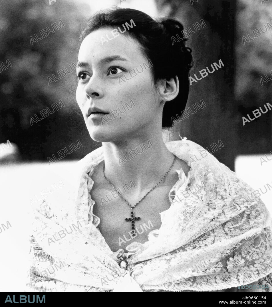 Meg Tilly, on-set of the Film, "Valmont", Photo by Jaromír Komárek, Orion Pictures, 1989.
