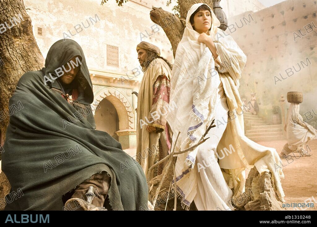 ALFRED MOLINA, GEMMA ARTERTON and JAKE GYLLENHAAL in PRINCE OF PERSIA: THE SANDS OF TIME, 2010, directed by MIKE NEWELL. Copyright WALT DISNEY PICTURES / COOPER, ANDREW.