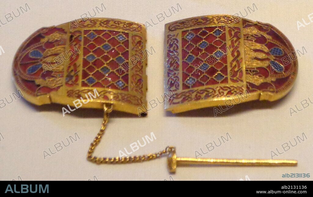 Anglo-Saxon brooches, early AD 800s. Found in a hoard at Pentney, Suffolk. Made from silver and partially inlaid with neillo and gilt. (Photo by: Universal History Archive/UIG via Getty Images).