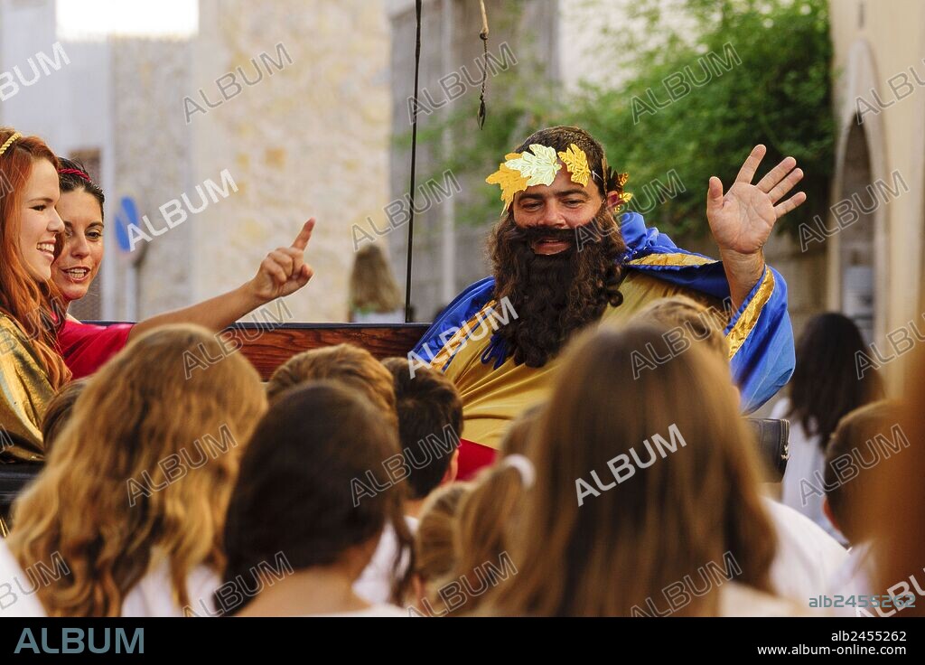 representacion del dios baco, dios del vino, fiestas de Es Vermar, Binissalem, Mallorca, islas baleares, Spain, europa.