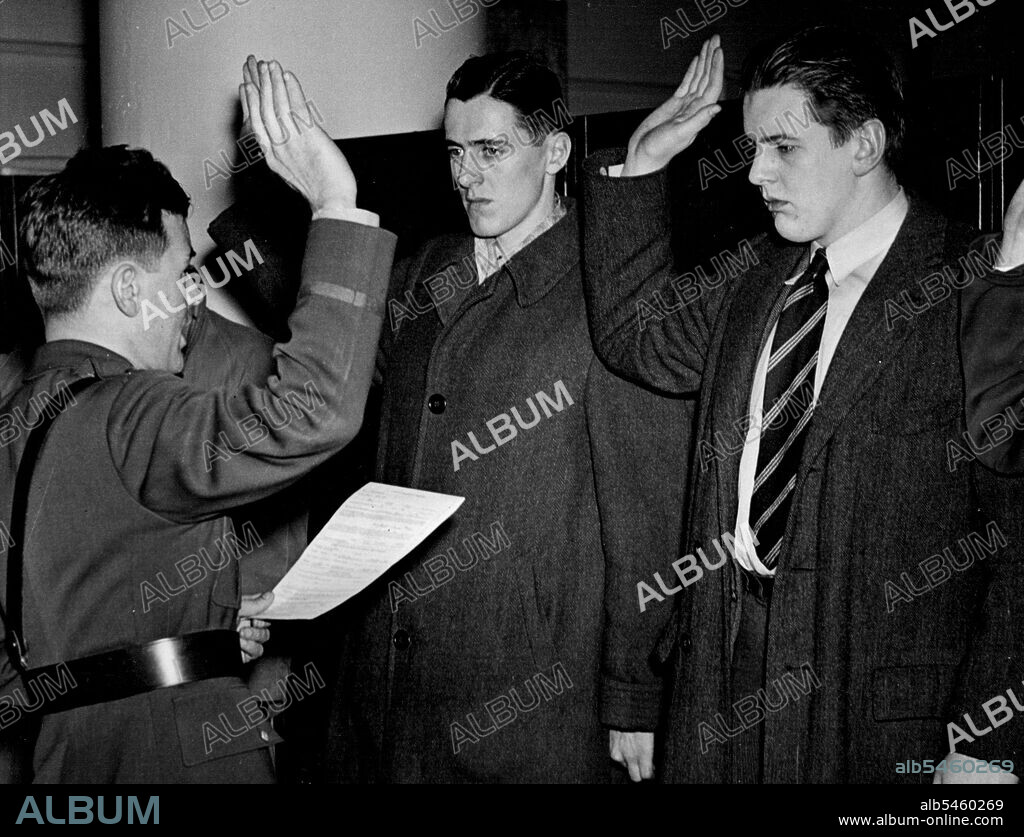 Egon Hanfstaengl. April 19, 1941. (Photo by International News Photo).