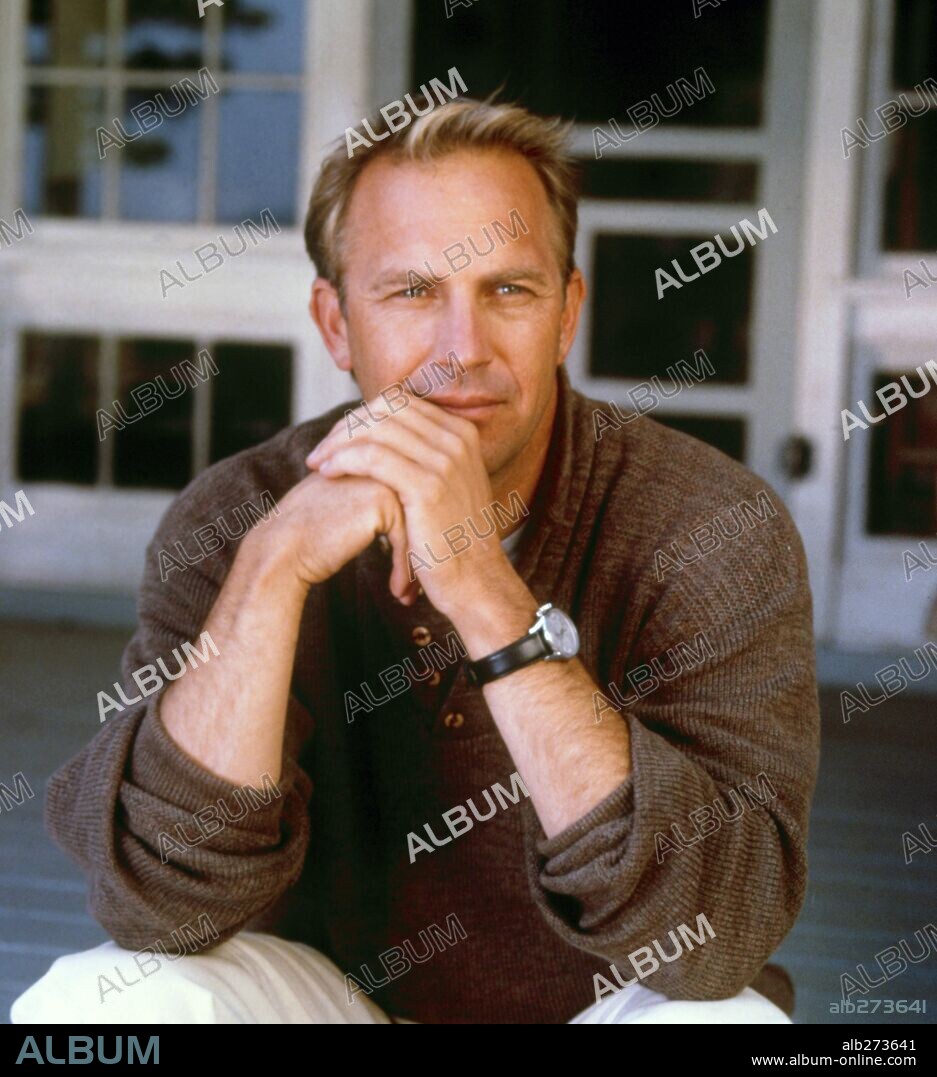KEVIN COSTNER in MESSAGE IN A BOTTLE, 1999, directed by LUIS MANDOKI. Copyright WARNER BROS. PICTURES / GLASS, BEN.