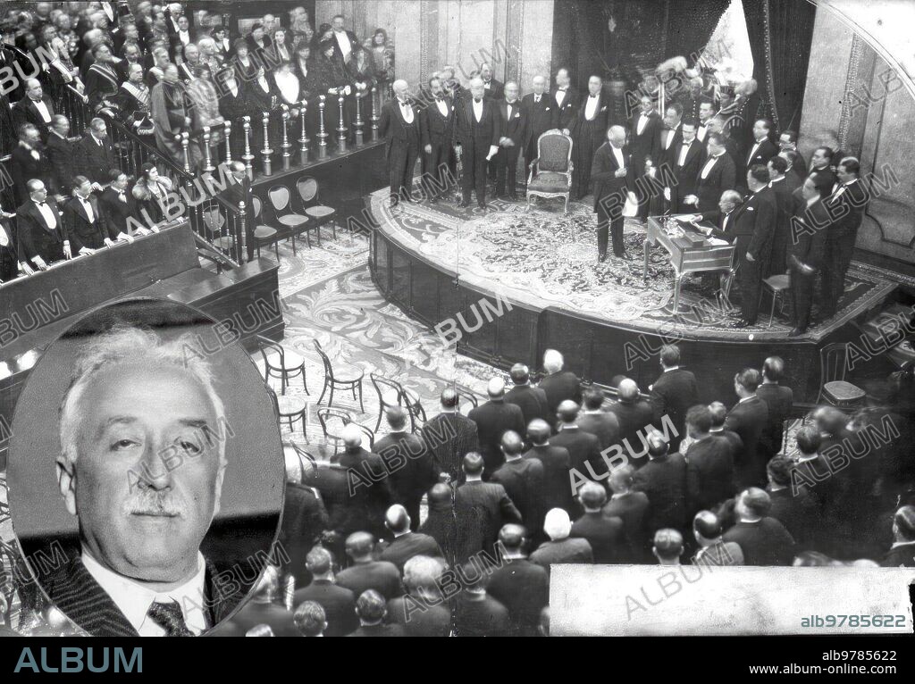 Madrid, 12/11/1931. Niceto Alcalá Zamora promises his position as president of the Republic before the courts.