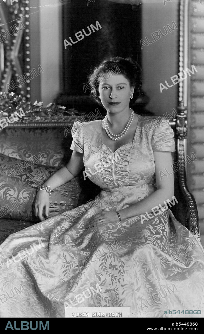 The most recent portrait of H.R.H. The Princess Elizabeth Duchess of Edinburgh. November 28, 1948. (Photo by M. W. ElphinsTone, The London Electrotype Agency Ltd.).