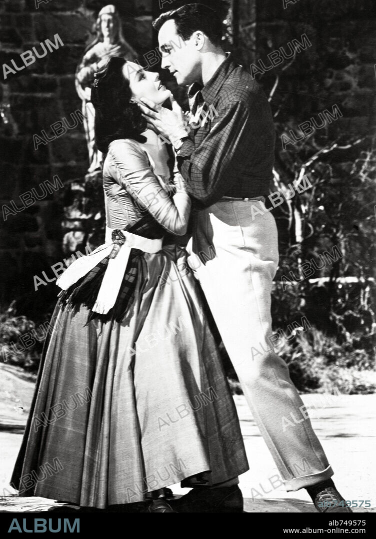 CYD CHARISSE y GENE KELLY en BRIGADOON, 1954, dirigida por VINCENTE MINNELLI. Copyright M.G.M.
