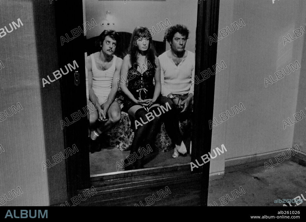 GIANCARLO GIANNINI, MARCELLO MASTROIANNI and MONICA VITTI in DRAMA OF JEALOUSY, 1970 (DRAMMA DELLA GELOSIA-TUTTI I PARTICOLARI IN CRONACA), directed by ETTORE SCOLA.
