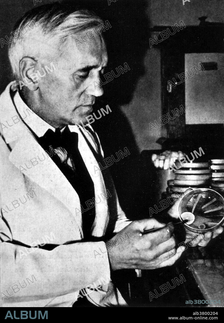 Alexander Fleming, Scottish Biologist