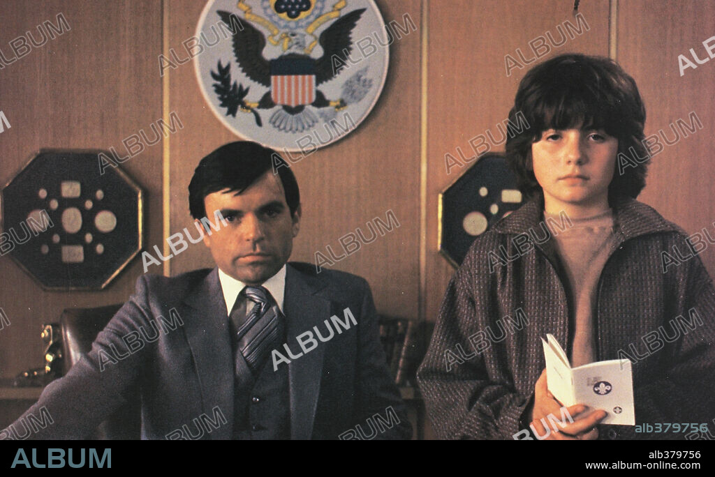SAM NEILL en EL FINAL DE DAMIEN, 1981 (THE FINAL CONFLICT), dirigida por GRAHAM BAKER. Copyright 20TH CENTURY FOX.